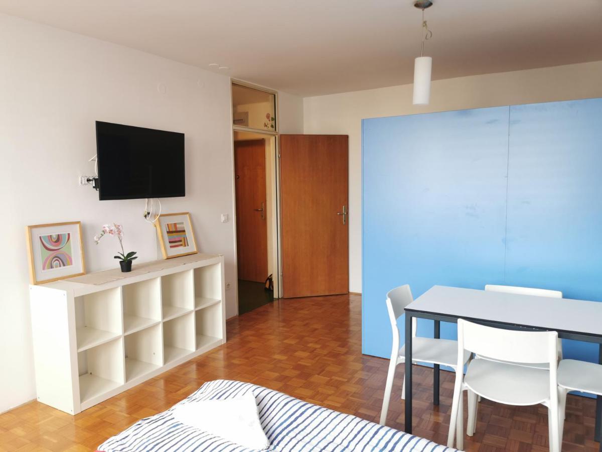 Dunajska Apartment Ljubljana Ngoại thất bức ảnh